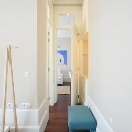 Youropo - Market Apartment