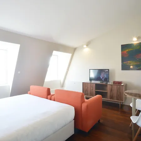 Youropo - Market Apartment *