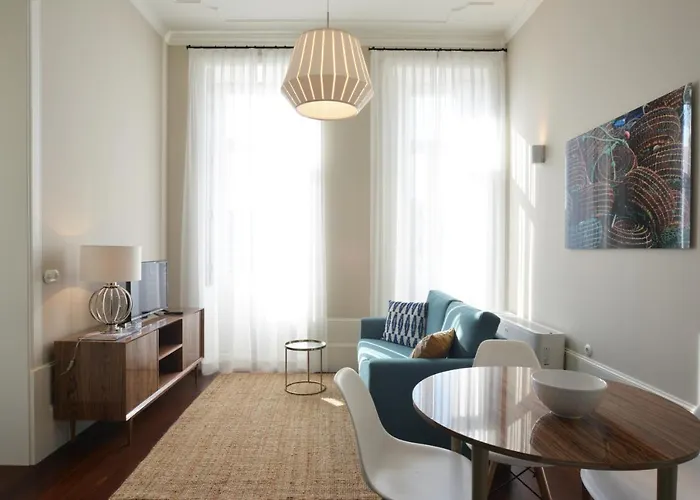 Youropo - Market * Πόρτο